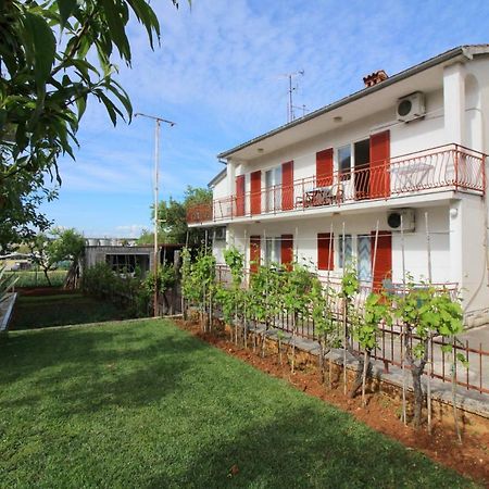 Apartments Franjo Near Center Poreč Buitenkant foto